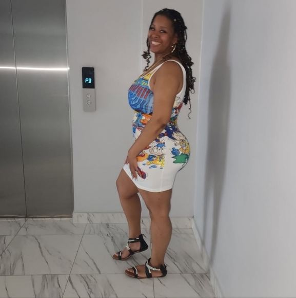 Dresses & Skirts - Colorful Graphic Print Dress